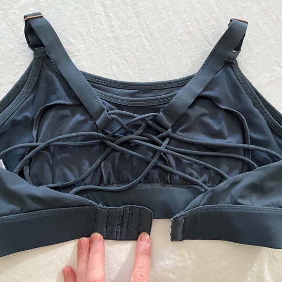 Love and Fit Strappy Back 2.0 Nursing Sports Bra - Picture 2 of 3